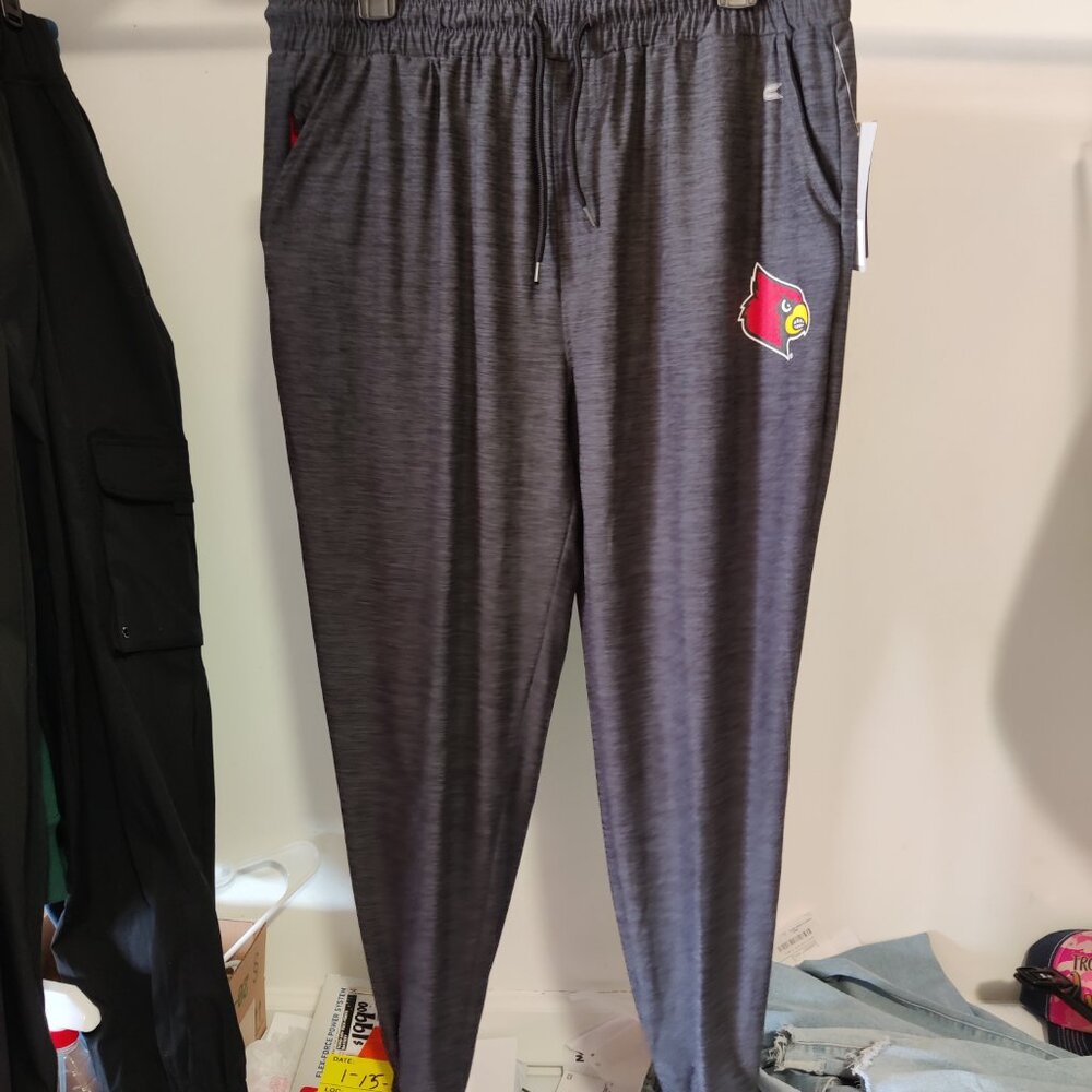 NWT Colosseum Mens Louisville Cardinals Jogger Heather Charcoal Size L $45 8C105